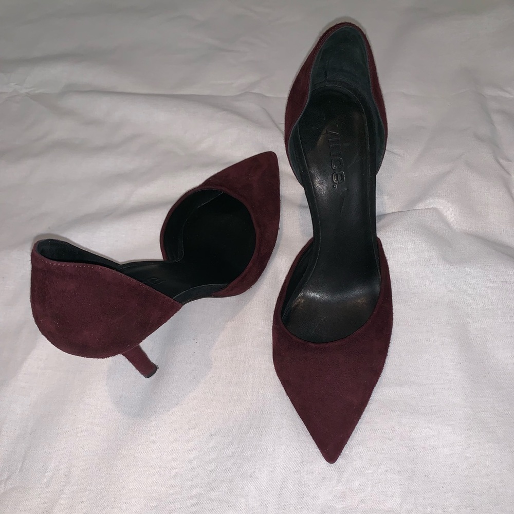 Vince Celeste Suede d'Orsay Italian Heels Size 7